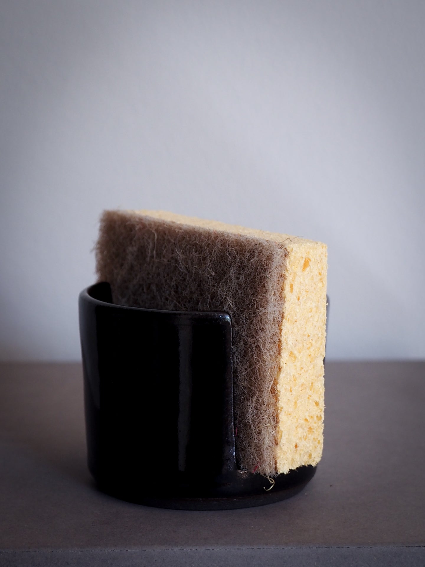 KITCHEN SPONGE HOLDER