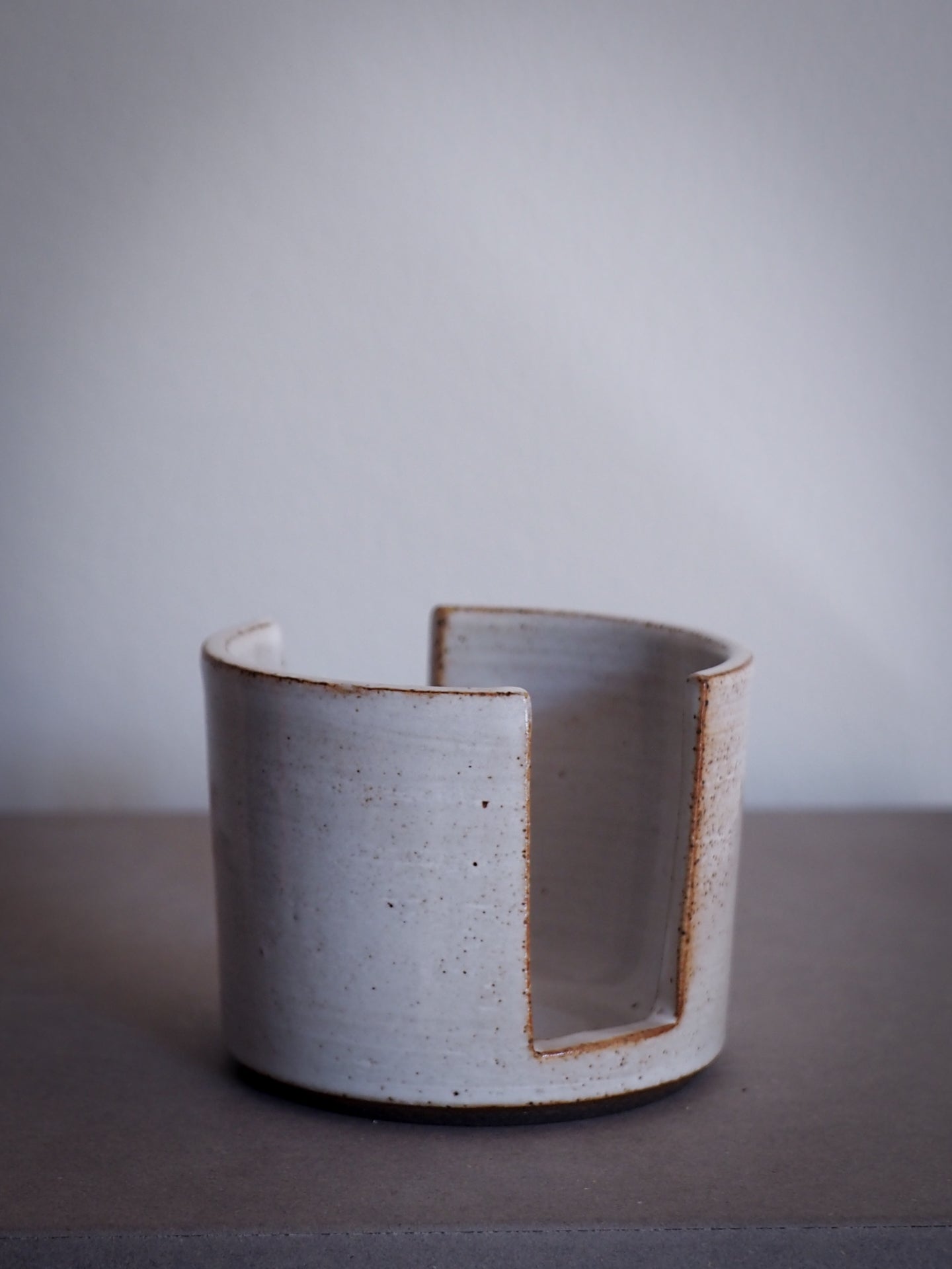 KITCHEN SPONGE HOLDER